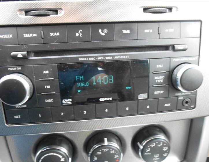 Jeep Cherokee SUV 3,7 l 151 kw