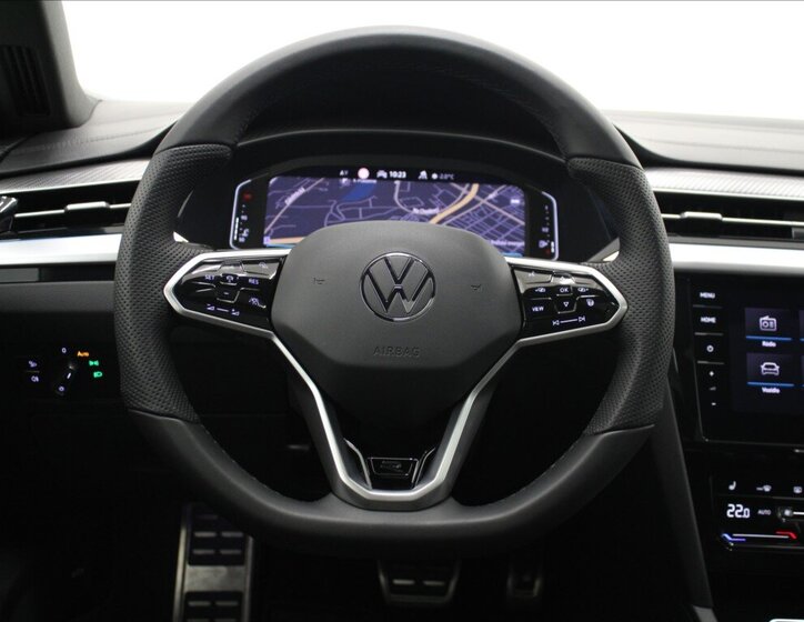 Volkswagen Arteon Liftback 2,0 l 206 kw