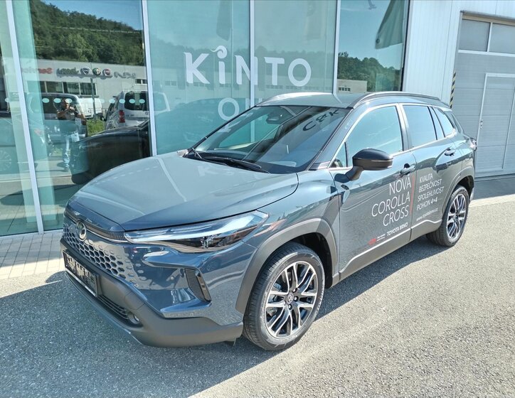 Toyota Corolla Cross 1