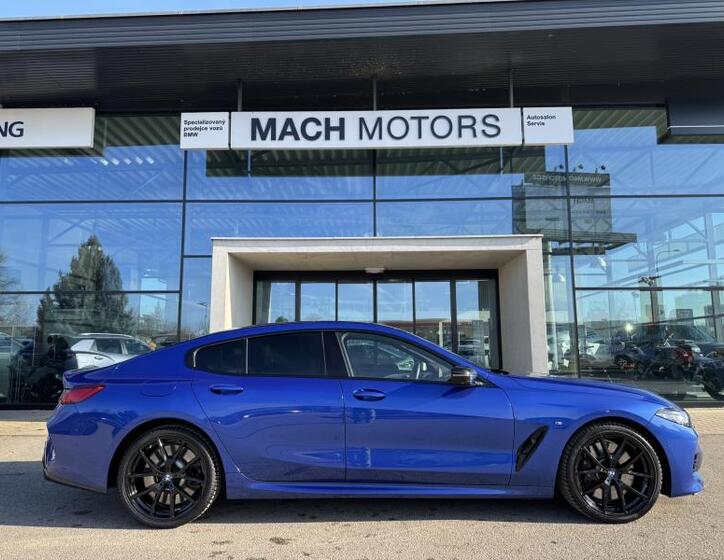 BMW Řada 8 7