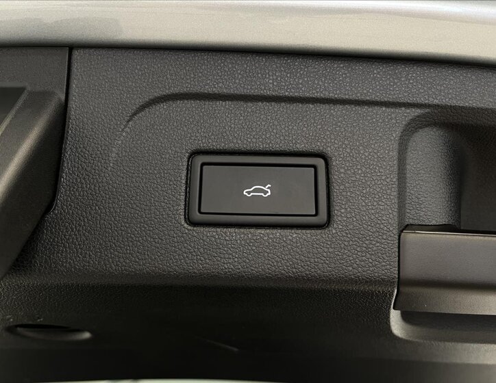 Volkswagen Touran MPV 1,5 l 110 kw