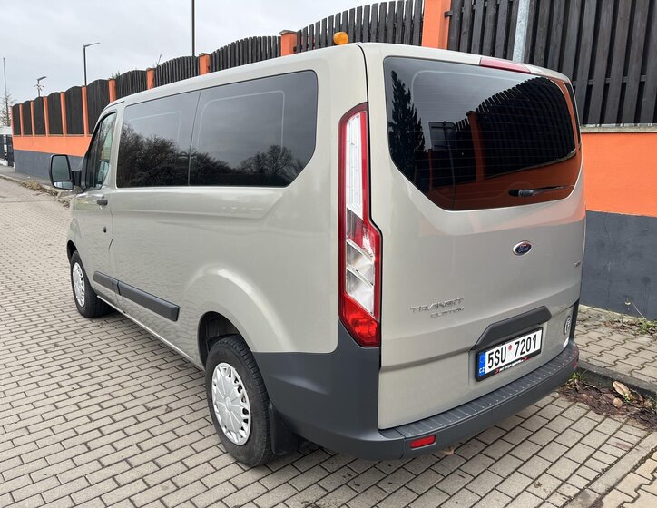 Ford Transit Custom 7