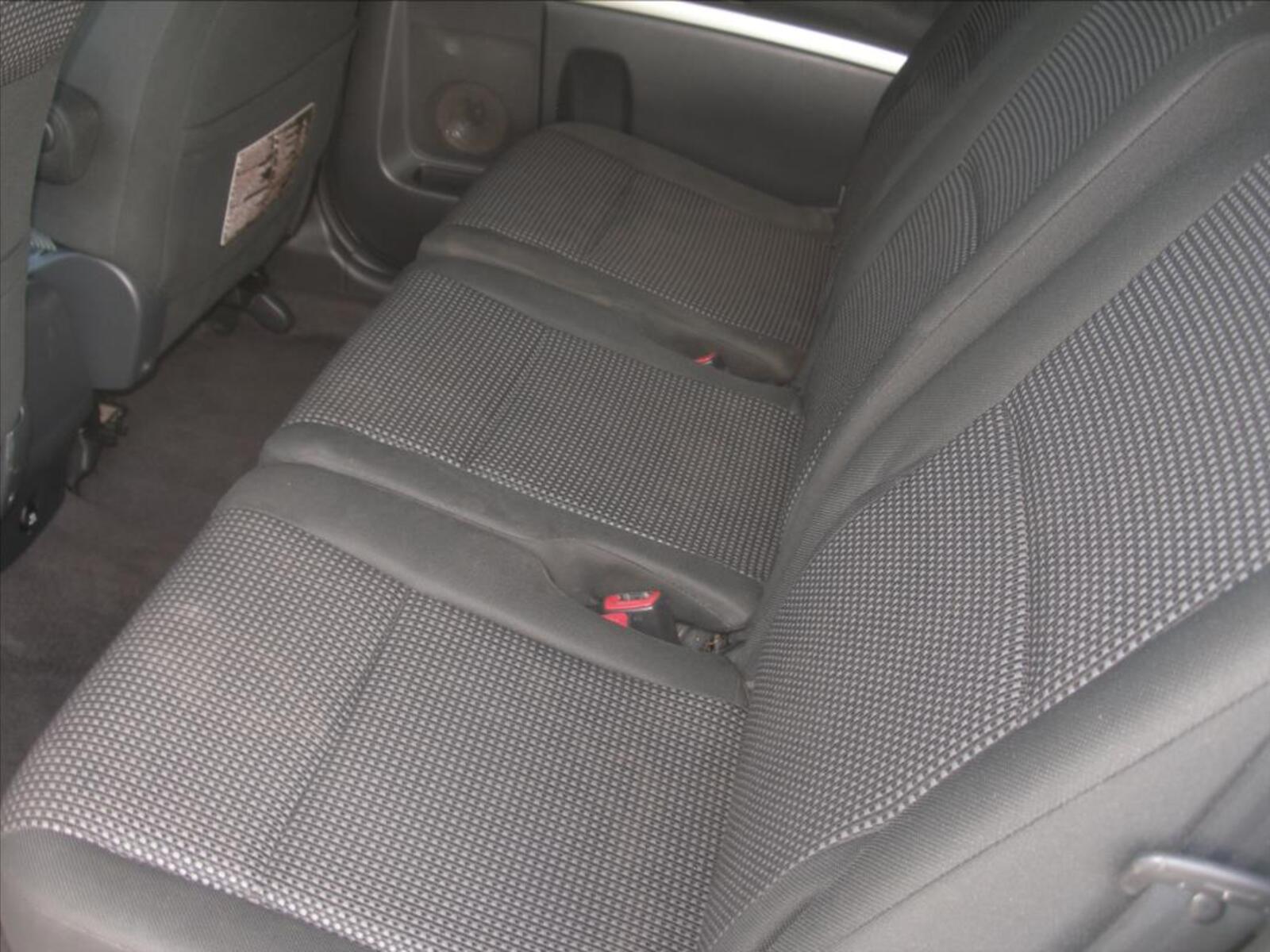 Toyota Corolla Verso 6