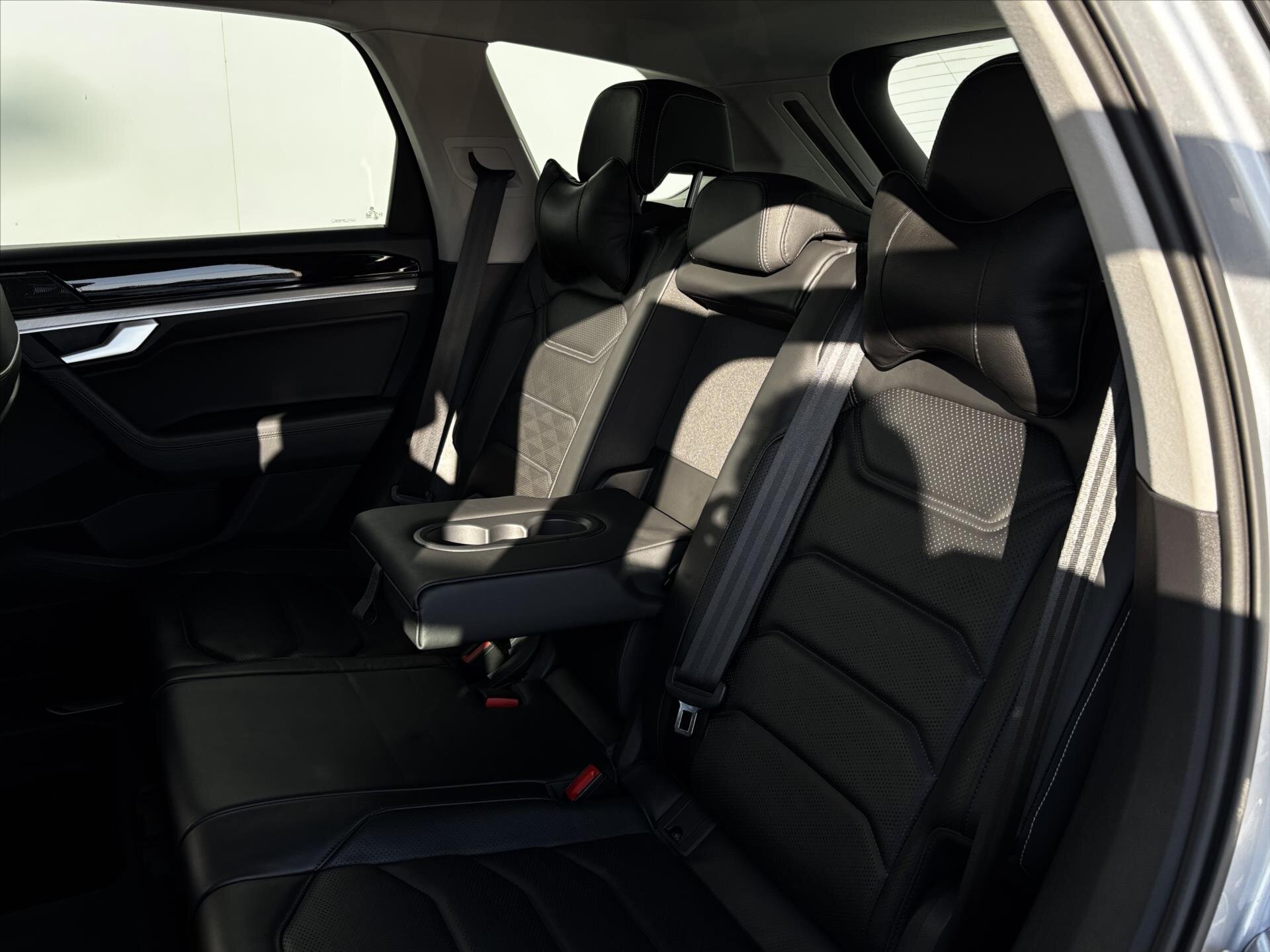 Volkswagen Touareg SUV 3,0 l 210 kw