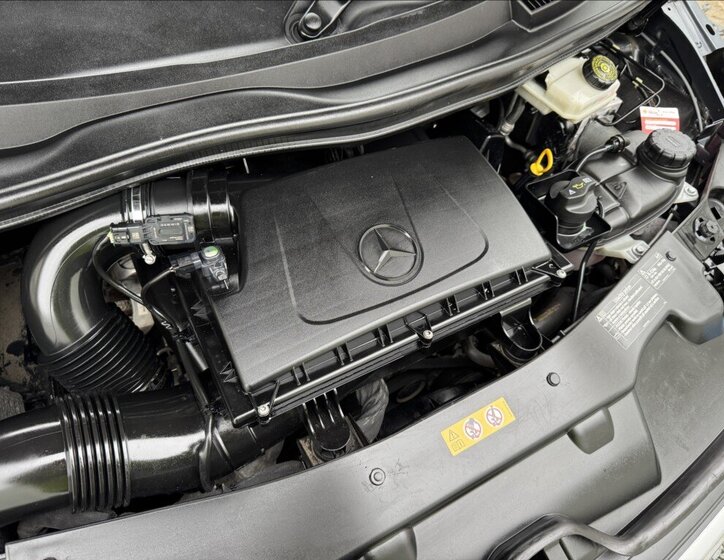 Mercedes-Benz Třídy V Kombi 2,1 l 120 kw
