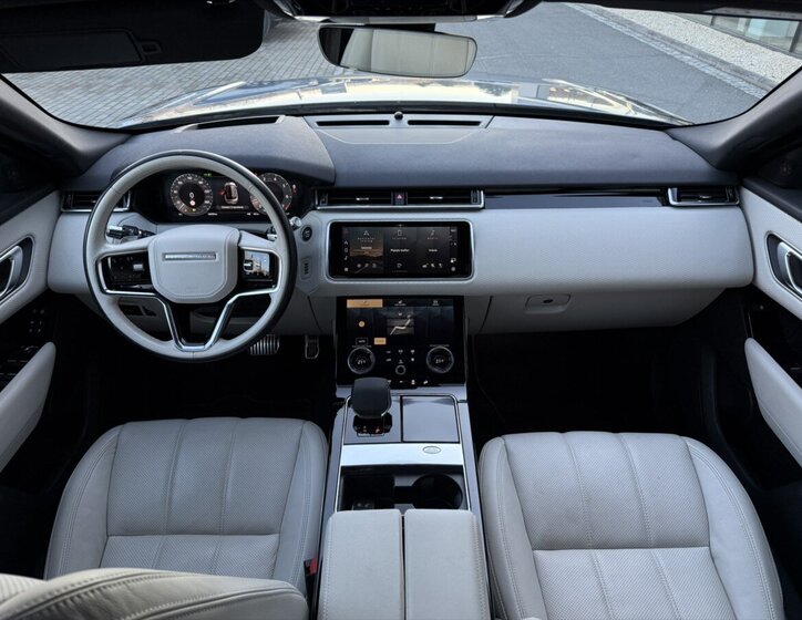Land Rover Range Rover Velar SUV / Terénní 2,0 l 184 kw