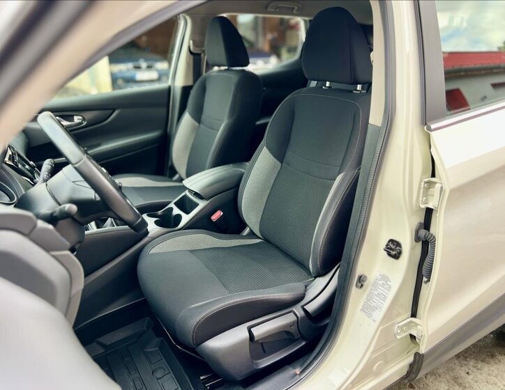 Nissan Qashqai SUV / Terénní 1,5 l 85 kw