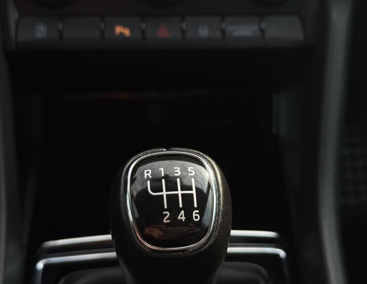 Škoda Karoq Kombi 1,5 l 110 kw