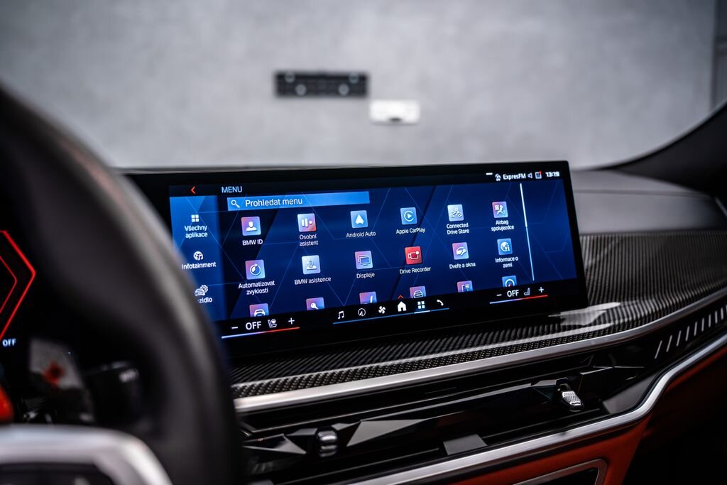 BMW X6 SUV / Terénní 4,4 l 460 kw