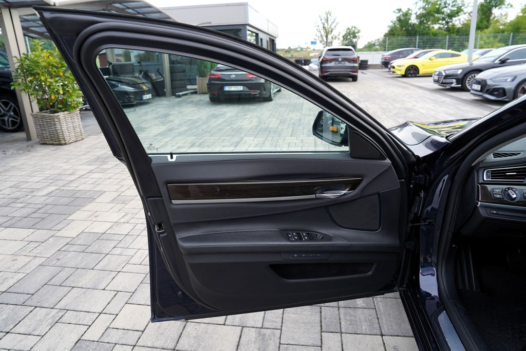 BMW Řada 7
