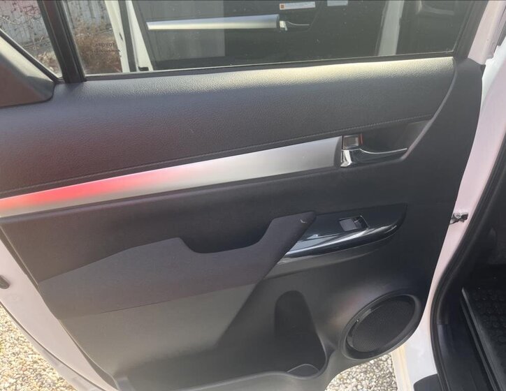 Toyota Hilux Pick-up 2,4 l 110 kw