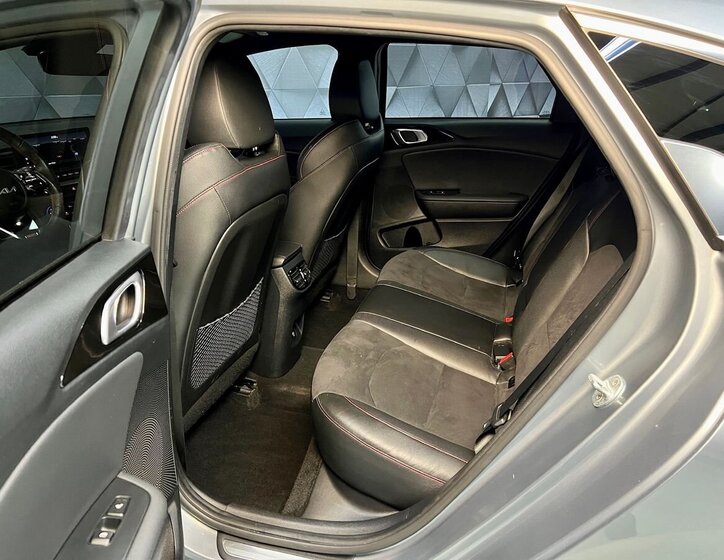 KIA Pro_Ceed Kombi 1,6 l 150 kw