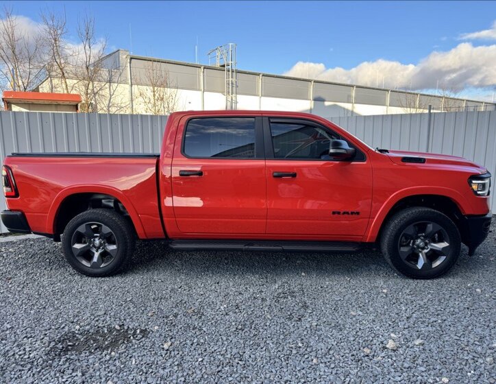 Dodge RAM 1500 Pick-up 5,7 l 295 kw