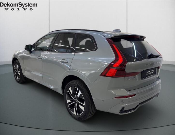 Volvo XC60 4