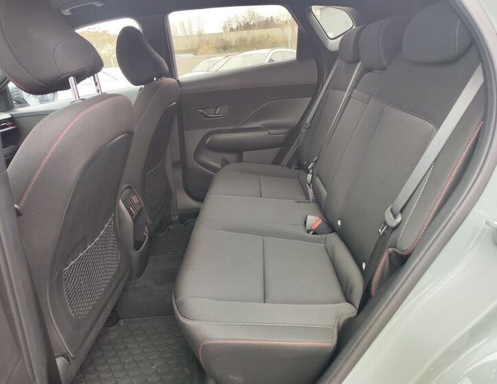 Hyundai Kona SUV / Terénní 1,6 l 146 kw