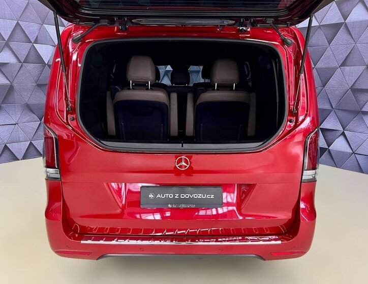 Mercedes-Benz Třídy V Kombi 2,0 l 174 kw