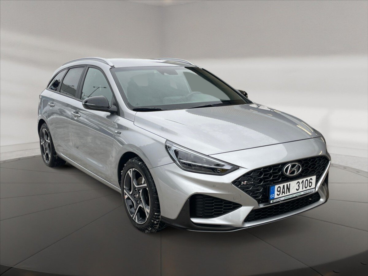 Hyundai i30 Kombi 998,0 88 kw