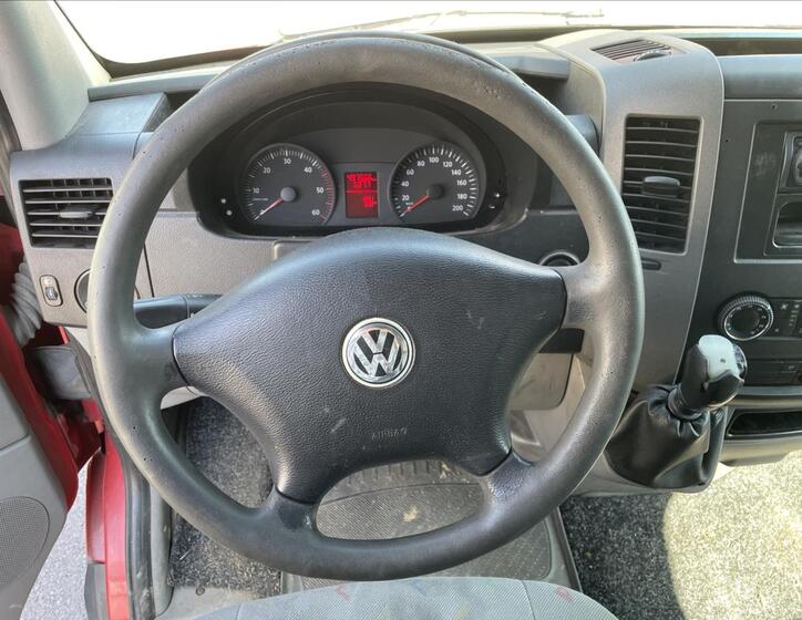 Volkswagen Crafter 10