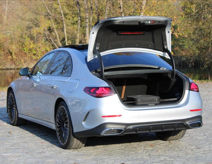 Mercedes-Benz Třídy E 10