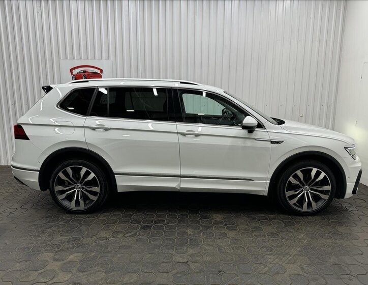 Volkswagen Tiguan Allspace 8
