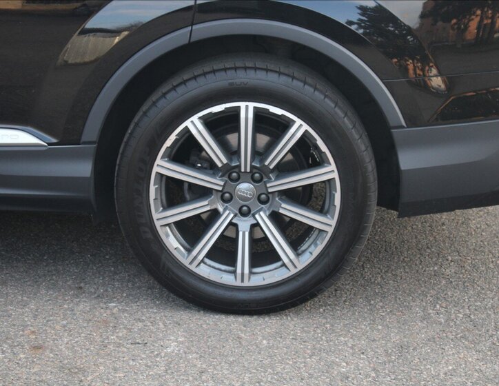 Audi Q7 SUV / Terénní 3,0 l 170 kw