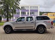 Nissan Navara 2
