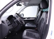 Volkswagen Multivan 10