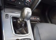 Renault Latitude Sedan / Limuzína 2,0 l 110 kw