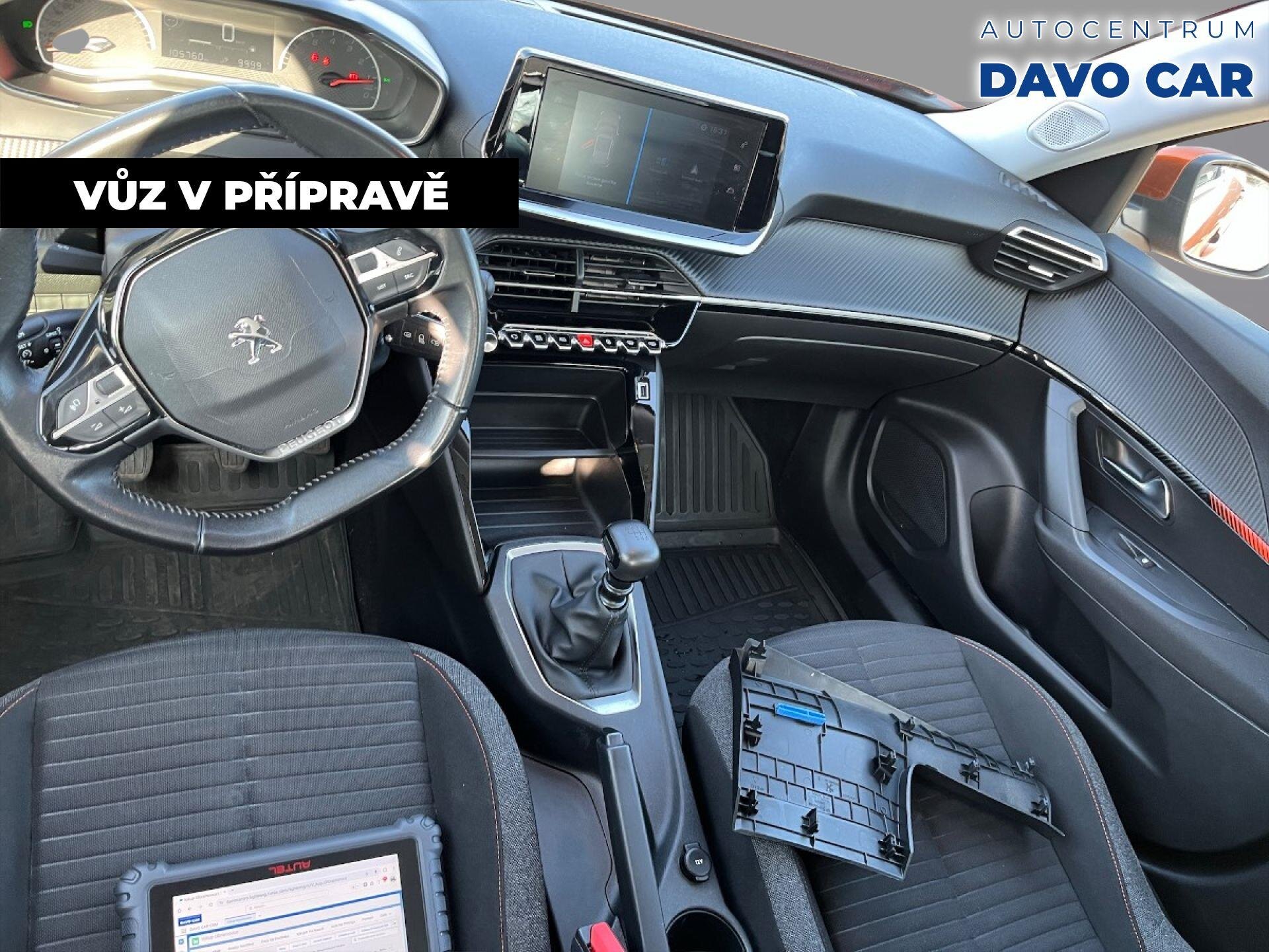 Peugeot 2008 SUV / Terénní 1,2 l 74 kw