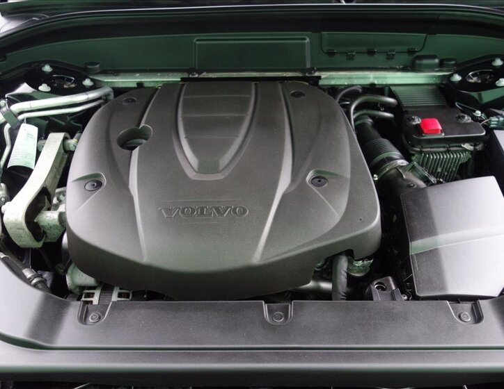 Volvo XC60 SUV / Terénní 2,0 l 110 kw