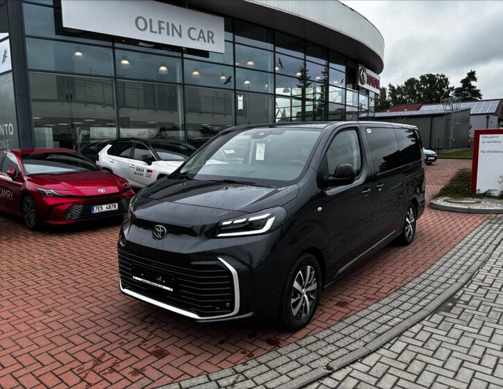 Toyota ProAce Verso 1