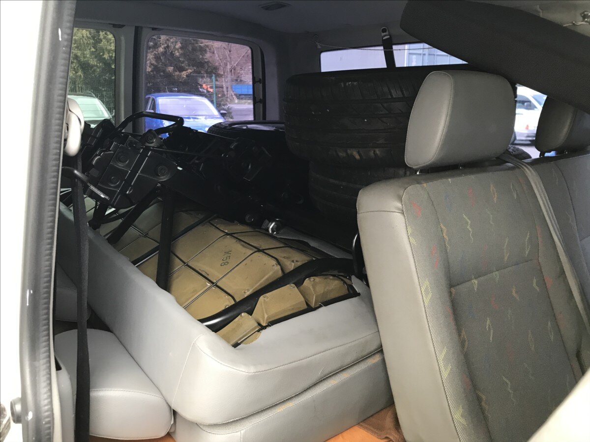 Volkswagen Caravelle Kombi 2,5 l 128 kw