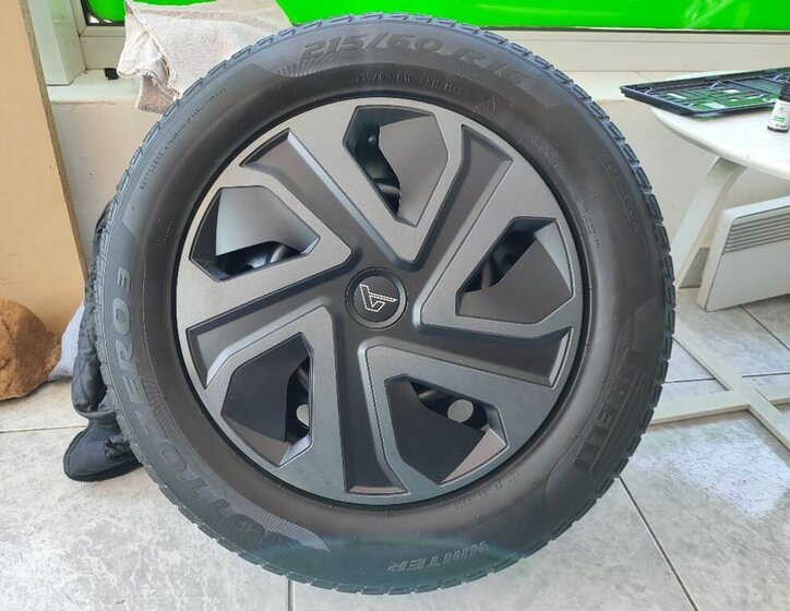 Mitsubishi Grandis MPV 2,4 l 121 kw