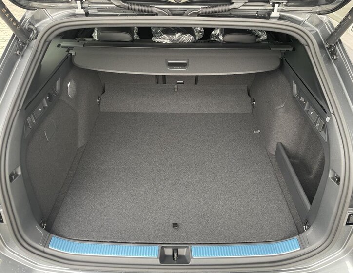 Volkswagen Passat Kombi 1,5 l 200 kw