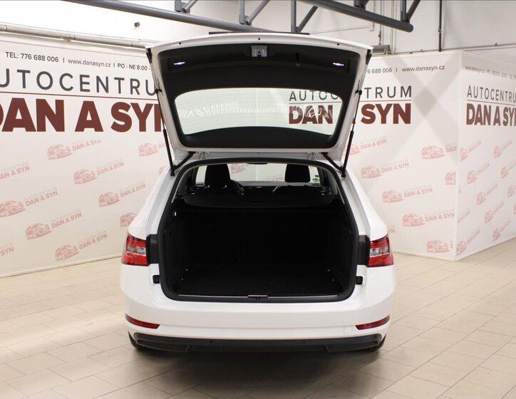 Škoda Superb Kombi 2,0 l 110 kw