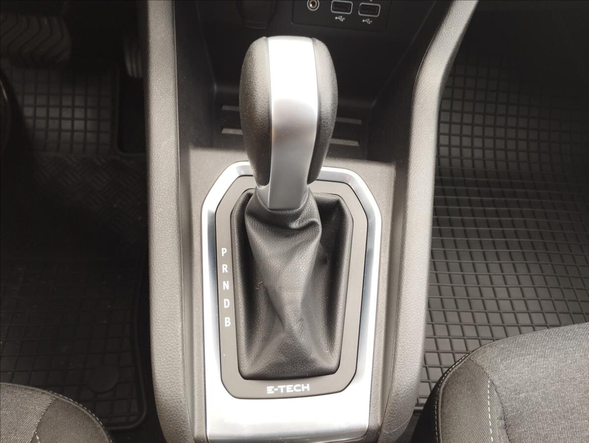 Renault Clio Hatchback 1,6 l 67 kw