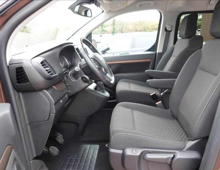 Toyota ProAce Verso 10