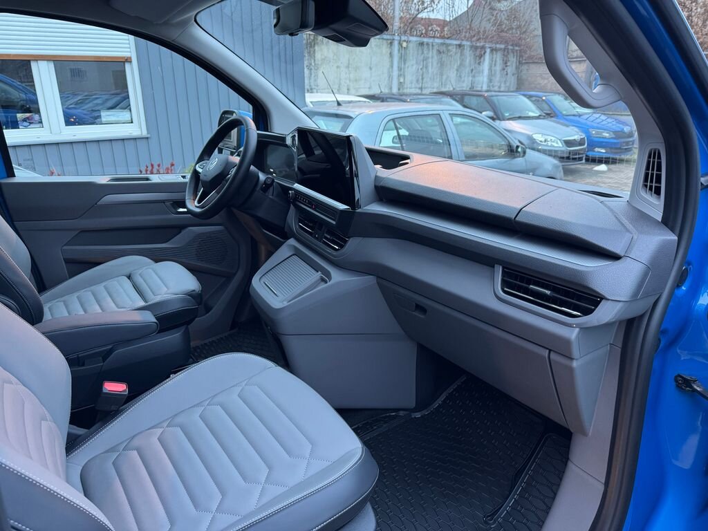 Volkswagen Caravelle