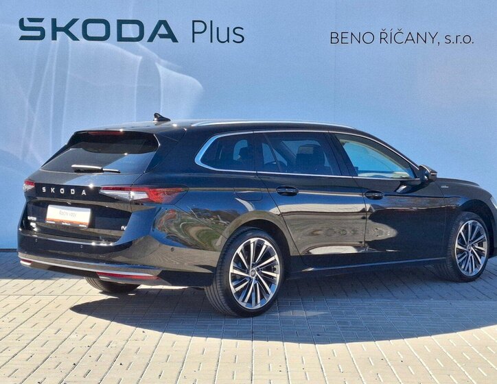 Škoda Superb Kombi 1,5 l 150 kw