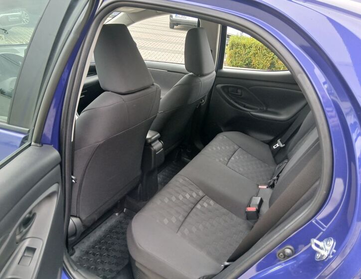Toyota Yaris 12