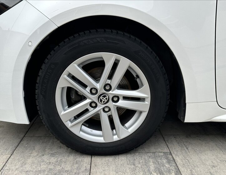 Toyota Corolla Kombi 1,2 l 85 kw