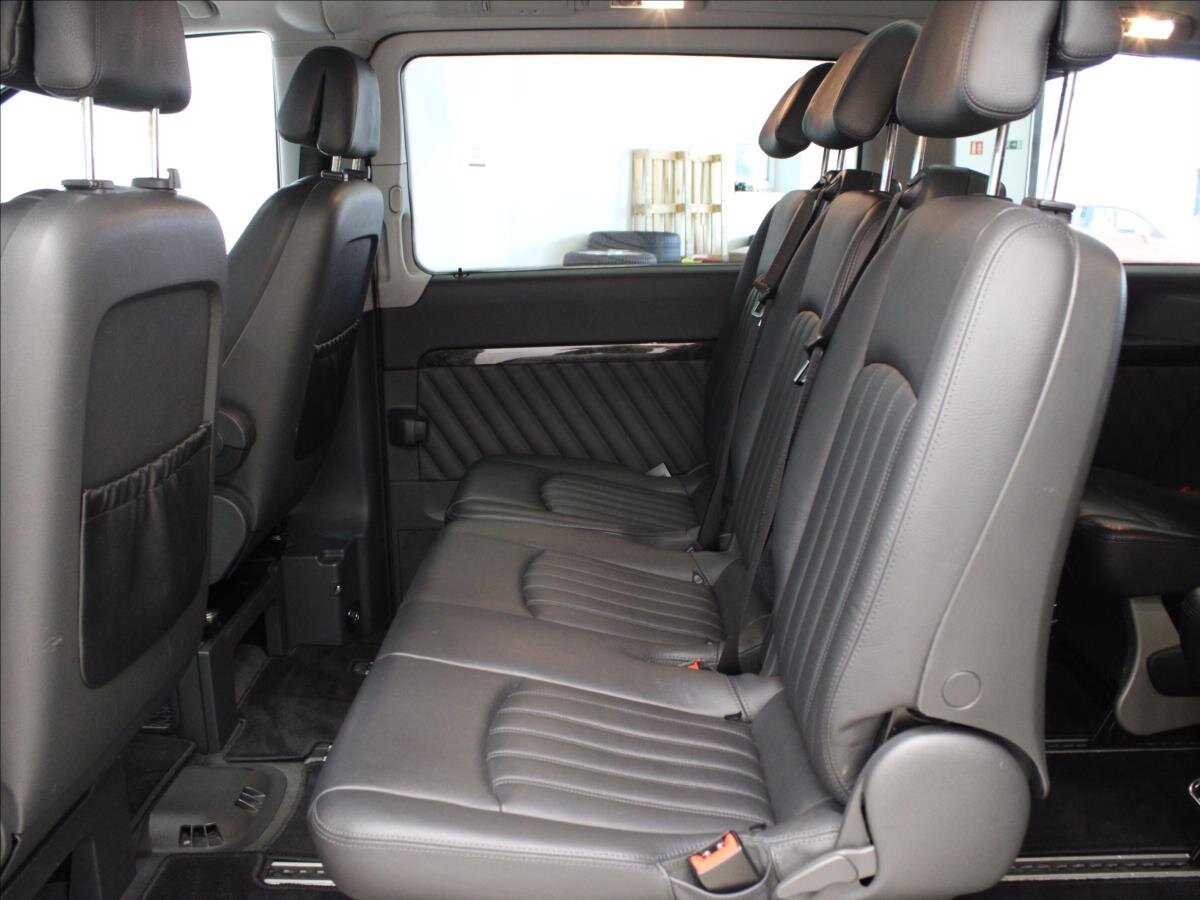 Mercedes-Benz Viano Kombi 3,0 l 165 kw