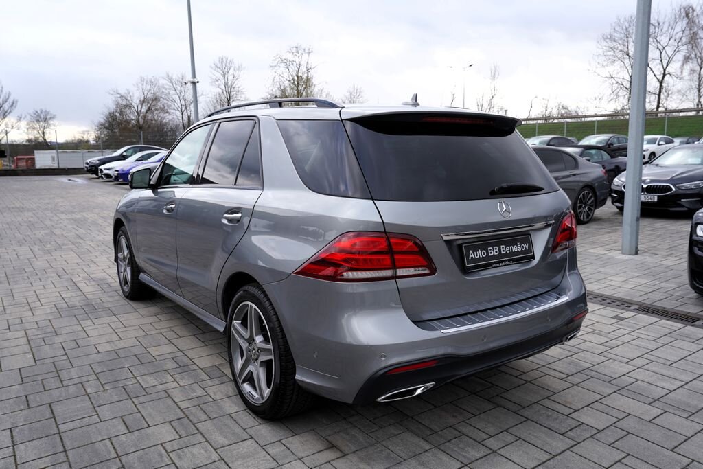 Mercedes-Benz GLE SUV / Terénní 3,0 l 190 kw