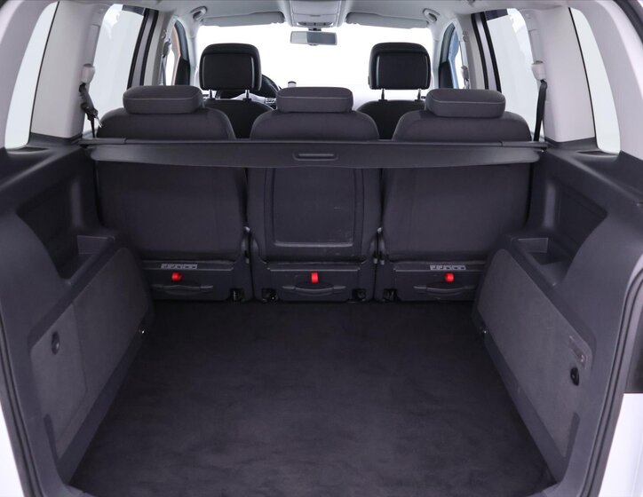 Volkswagen Touran MPV 1,6 l 77 kw