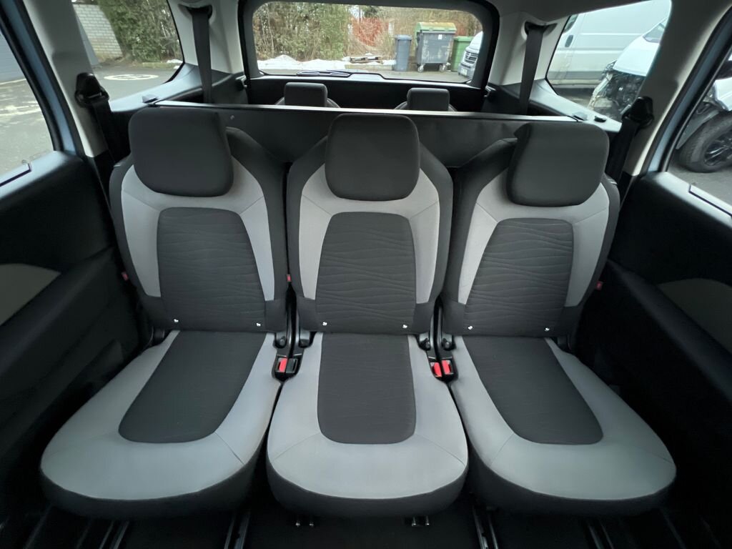 Citroën Grand C4 Picasso MPV 1,2 l 96 kw