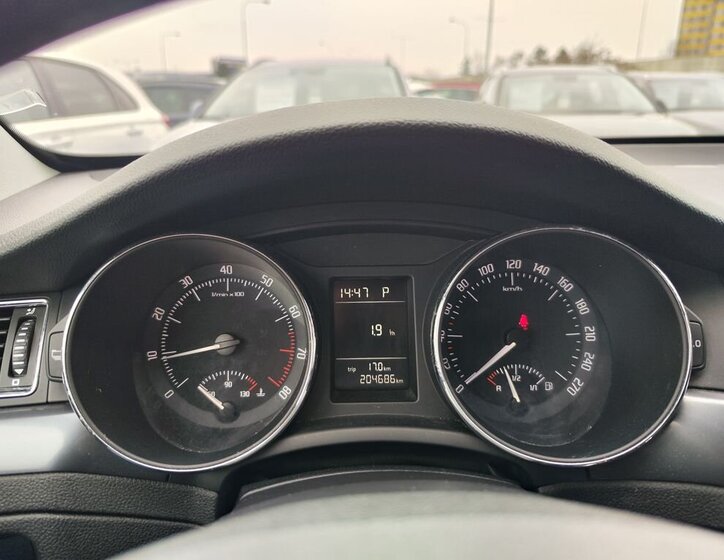 Škoda Superb Kombi 1,8 l 118 kw