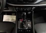 Jeep Compass SUV / Terénní 1,3 l 140 kw