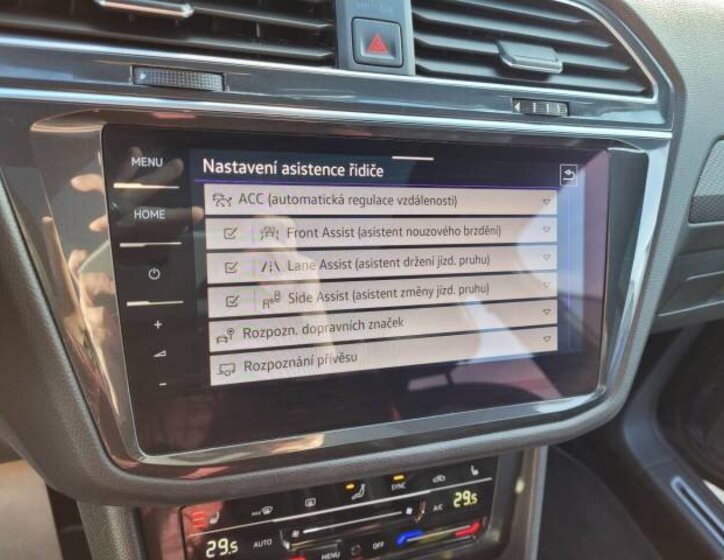 Volkswagen Tiguan SUV 2,0 l 235 kw