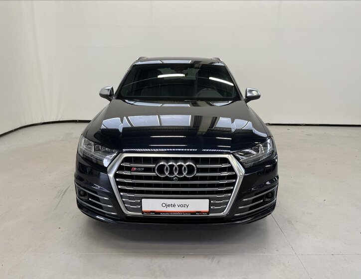 Audi SQ7 SUV / Terénní 4,0 l 320 kw