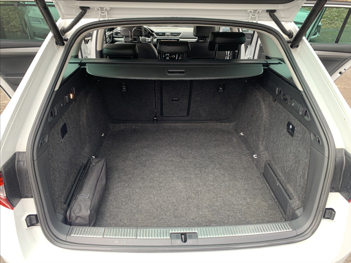 Škoda Superb Kombi 2,0 l 110 kw